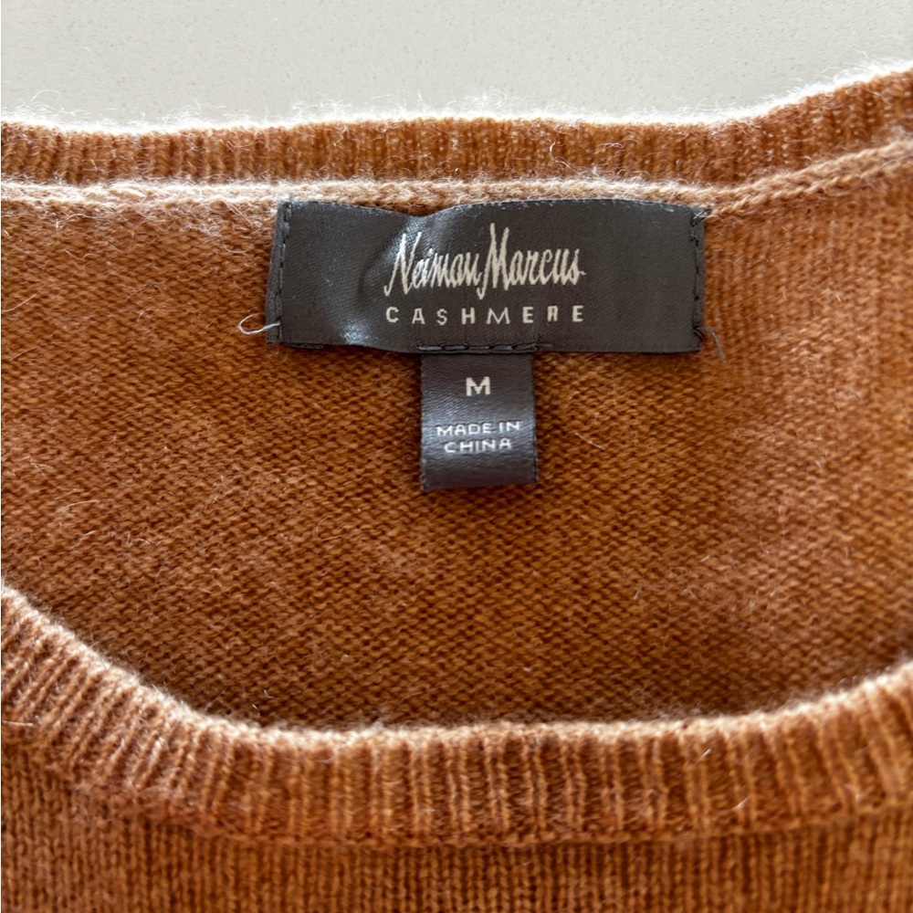 Women’s Neiman Marcus Cashmere Cap Sleeve Size Medium - Picture 5 of 14